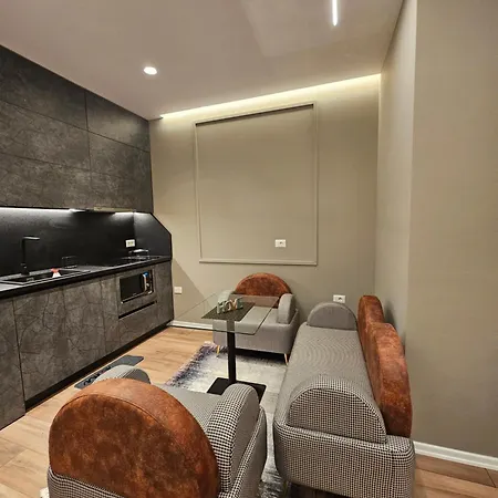 Tirana 5 Stars Appartamento *