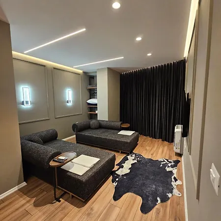 Apartamento Tirana 5 Stars *
