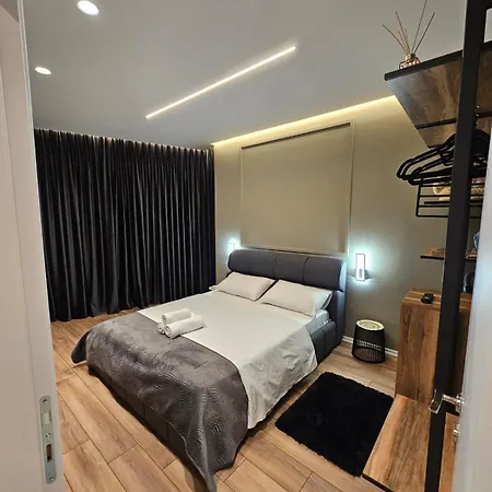 Apartamento Tirana 5 Stars
